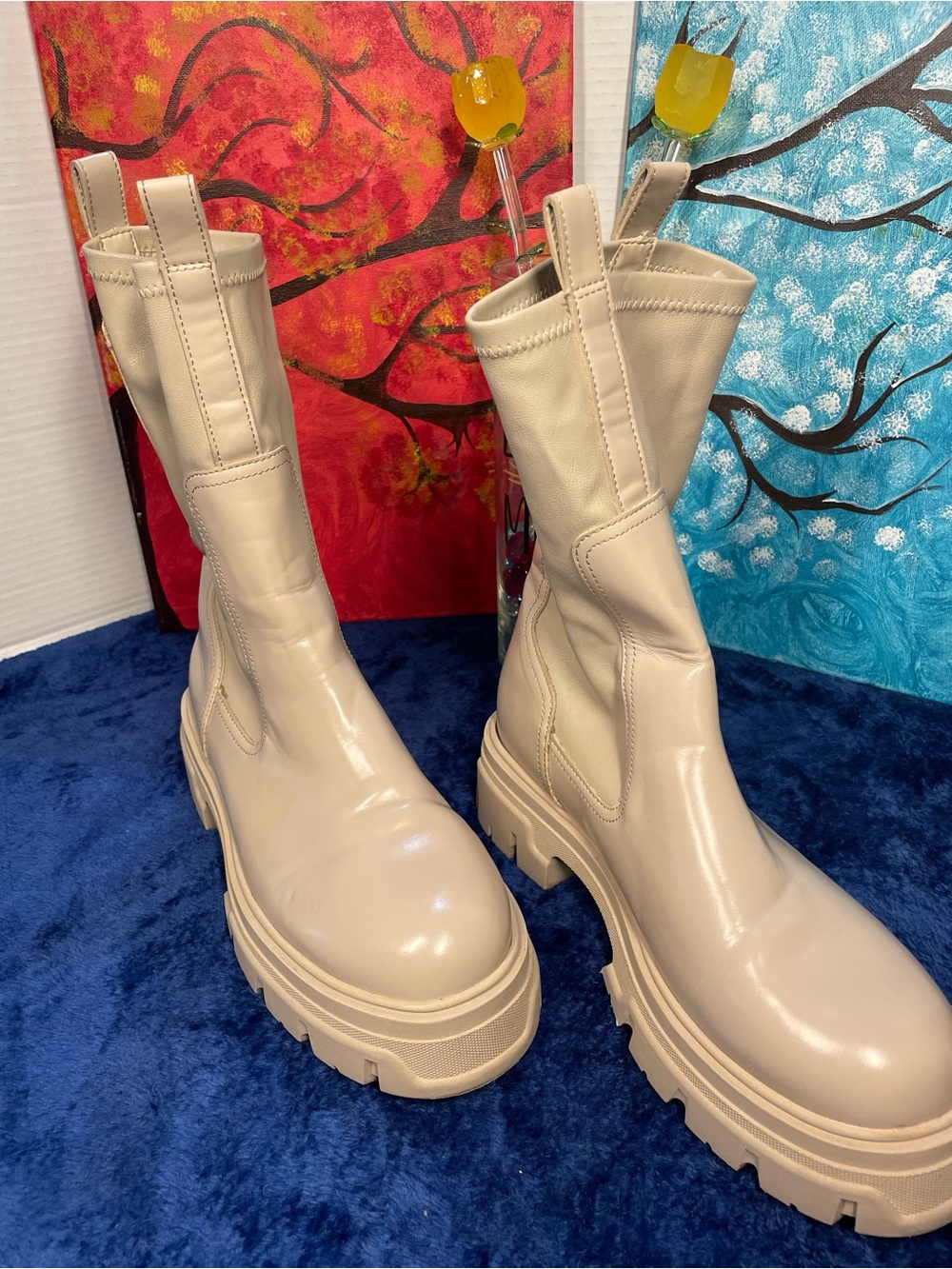 H&M Leather ankle dress women’s boots, size 10 (pre-owned) in great condition.